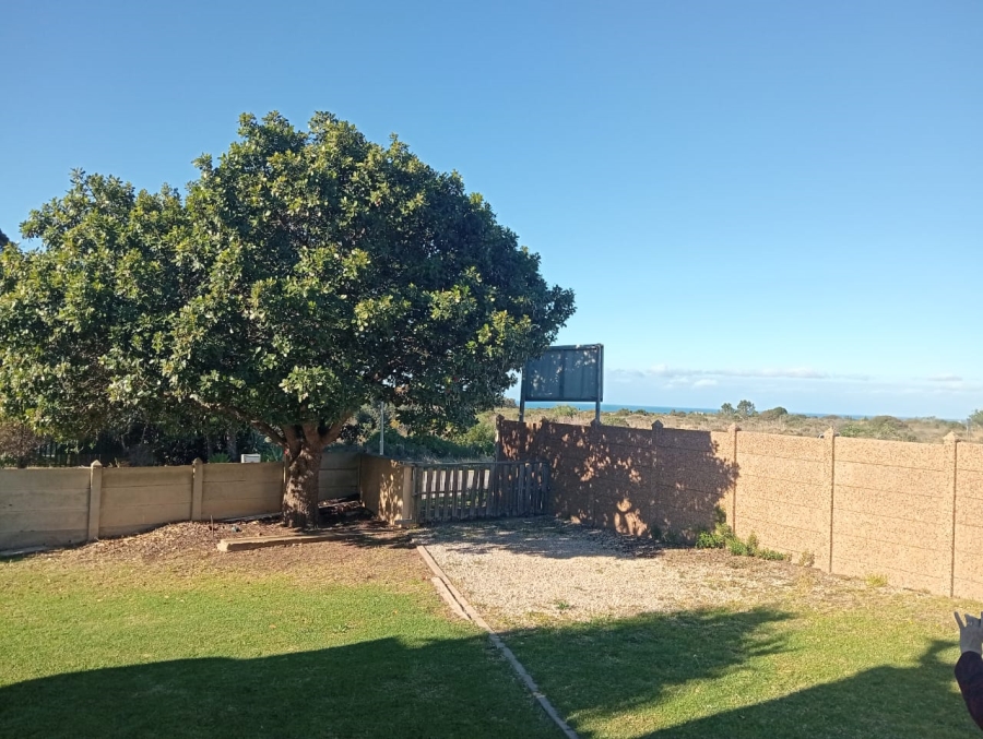 3 Bedroom Property for Sale in Wavecrest Eastern Cape